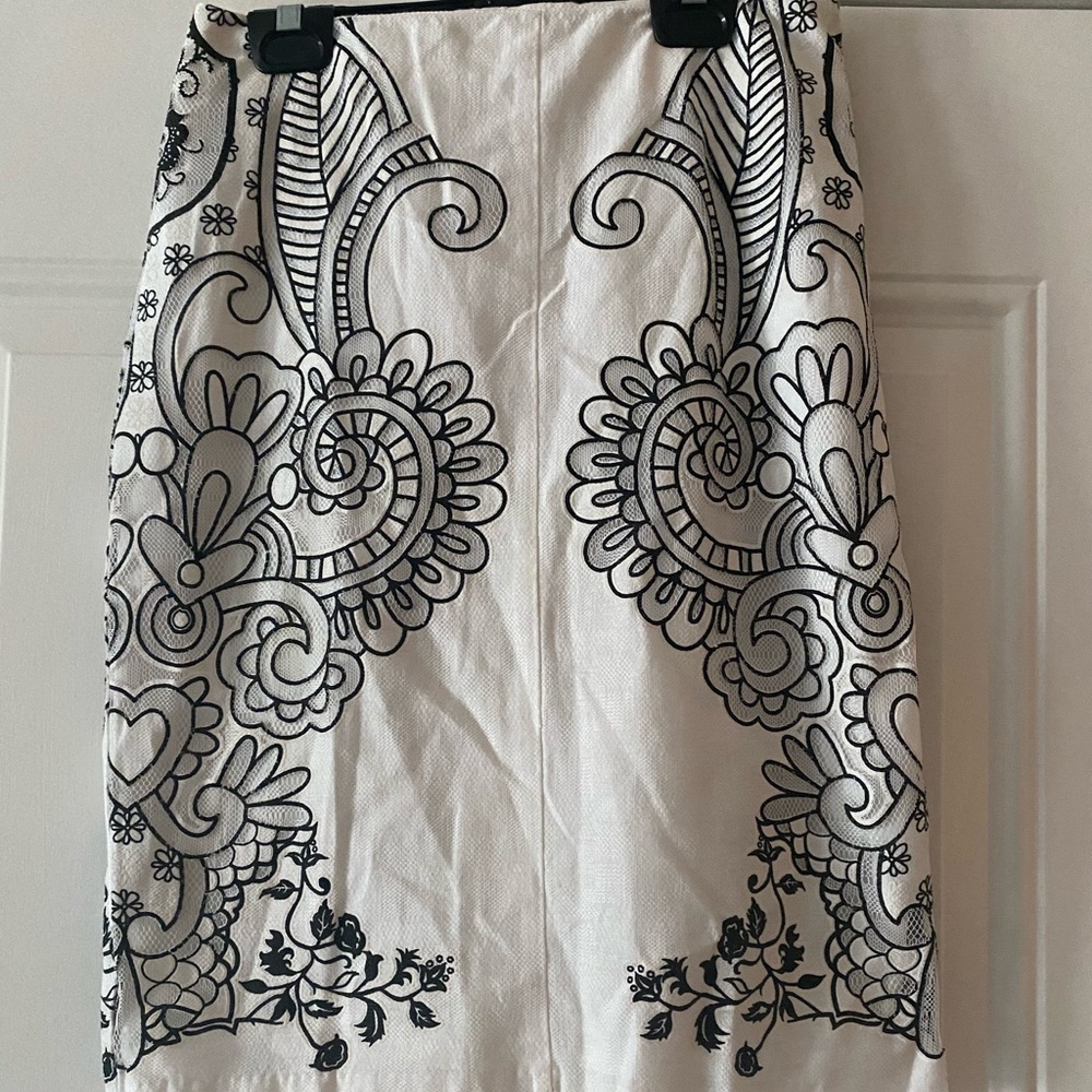 New York and Company Skirt